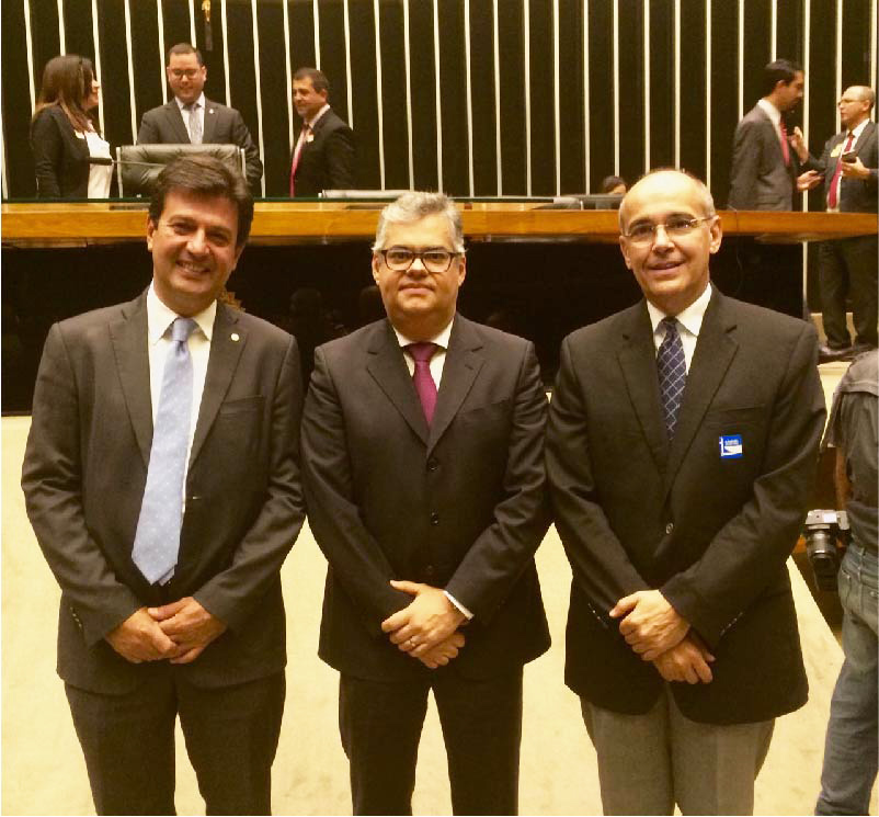 mandetta-palma-mauro.jpg